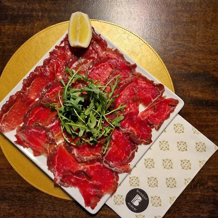Bivius Hotel Restaurant Luxembourg Штрассен Екстер'єр фото