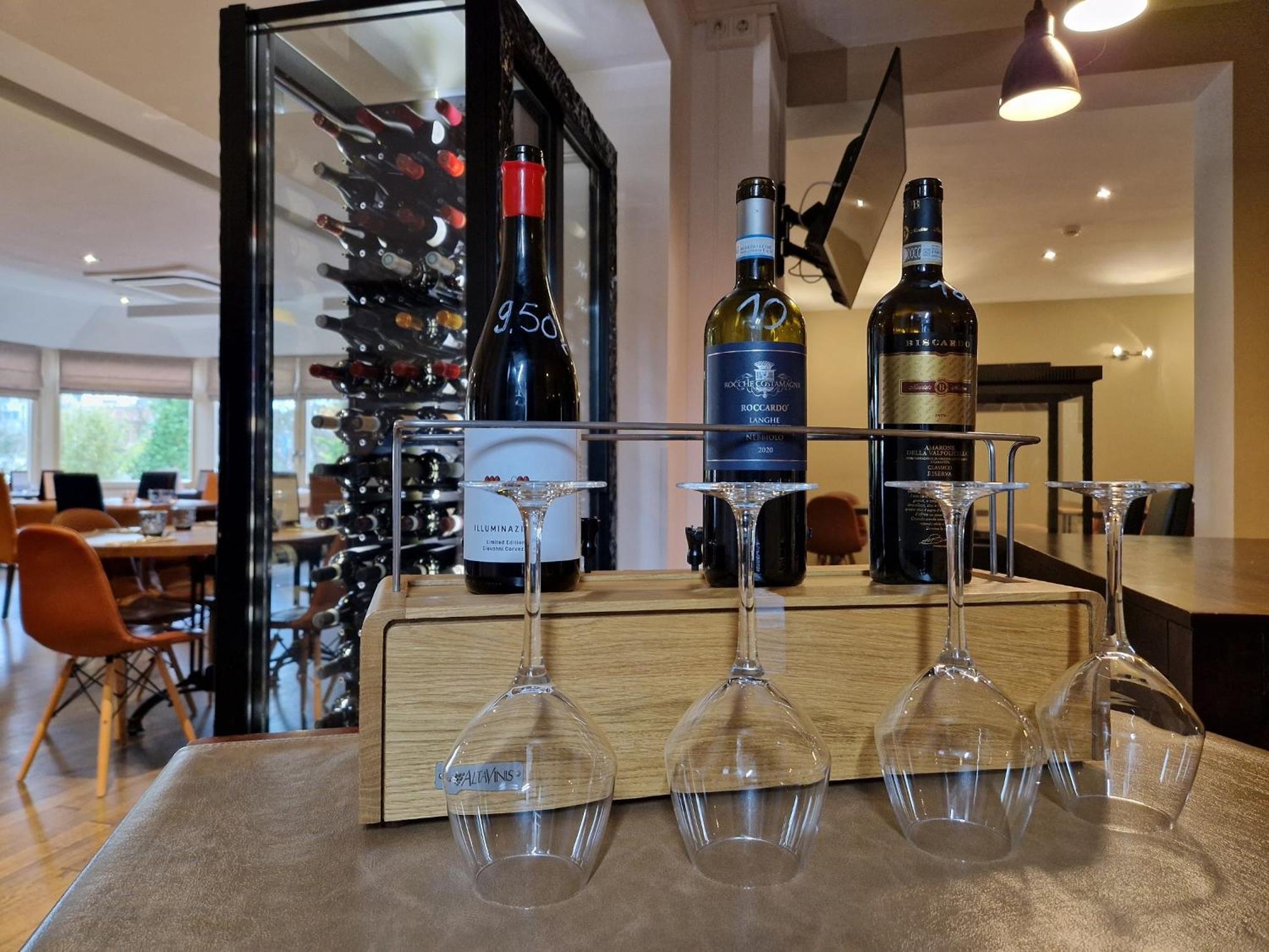 Bivius Hotel Restaurant Luxembourg Штрассен Екстер'єр фото