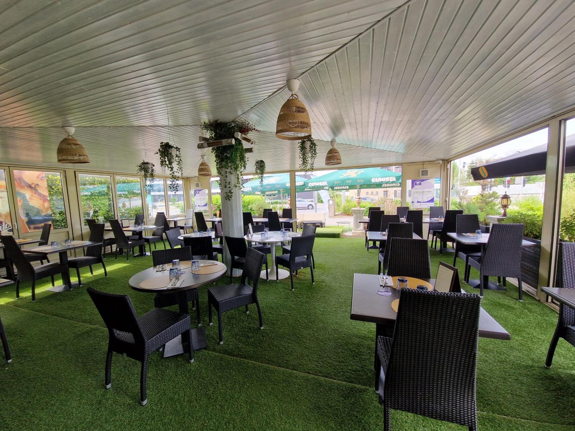 Bivius Hotel Restaurant Luxembourg Штрассен Екстер'єр фото