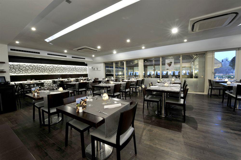 Bivius Hotel Restaurant Luxembourg Штрассен Екстер'єр фото