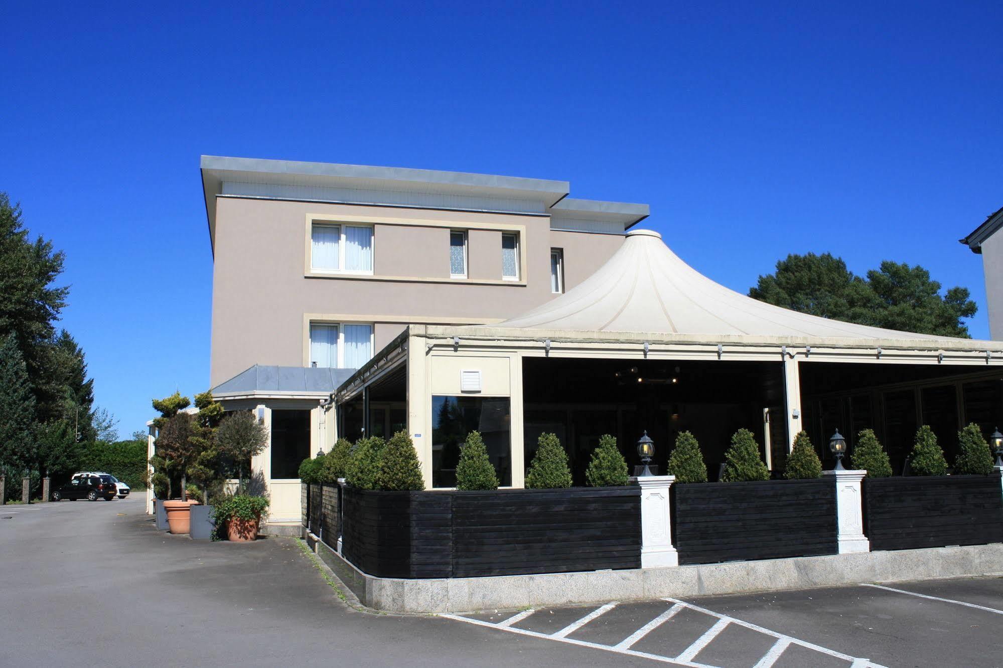 Bivius Hotel Restaurant Luxembourg Штрассен Екстер'єр фото