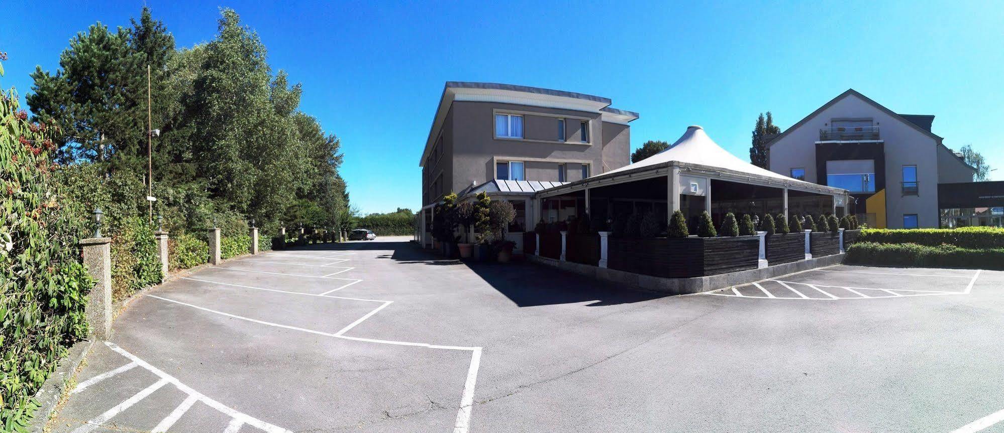 Bivius Hotel Restaurant Luxembourg Штрассен Екстер'єр фото